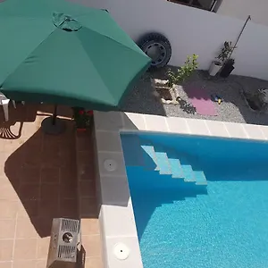 https://casa-adriana.es-andalucia.com
